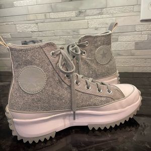 Converse Run Star Hike High Tops in Ash Stone / Silver White